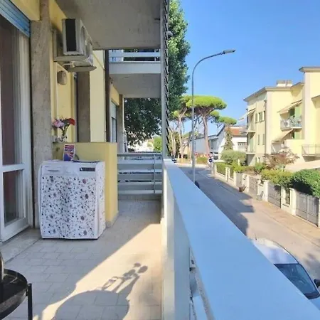 Apartment Pineta E Mare - By Belcantovillas Viareggio